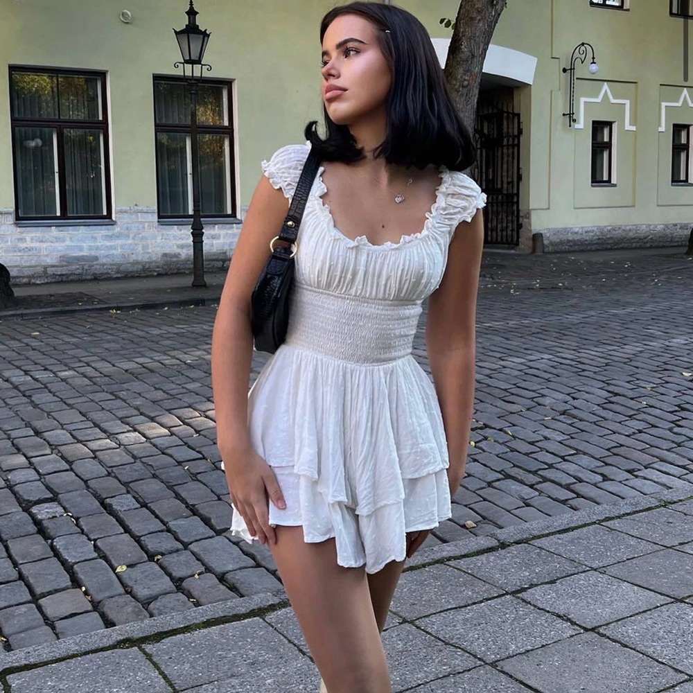 Princess Polly love galore White Ruffled romper - Picture 4 of 4